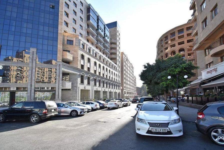 City Central Apartment 耶烈万 外观 照片