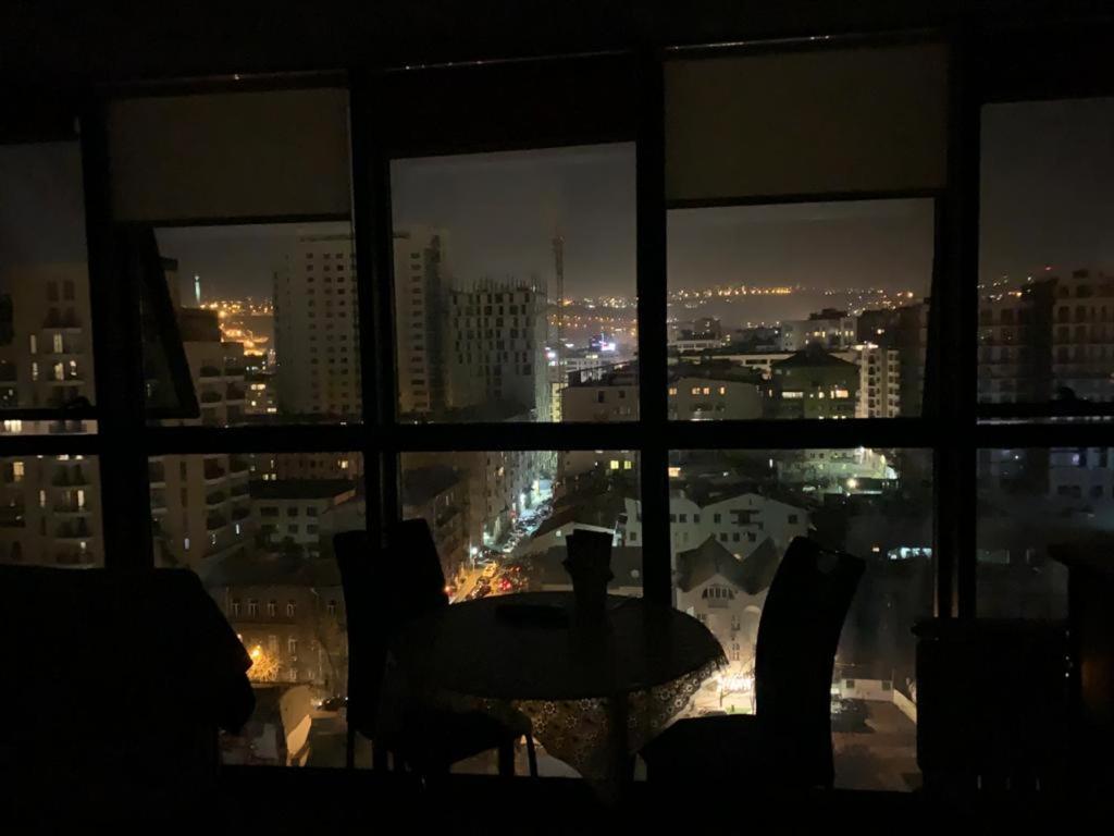 City Central Apartment 耶烈万 外观 照片