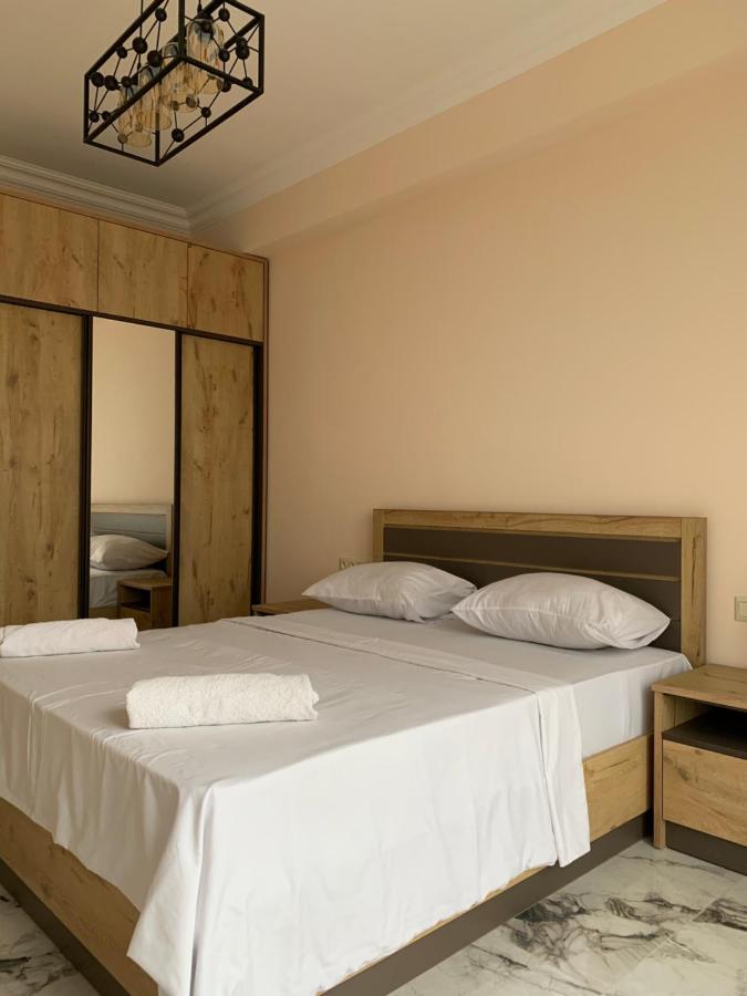 City Central Apartment 耶烈万 外观 照片
